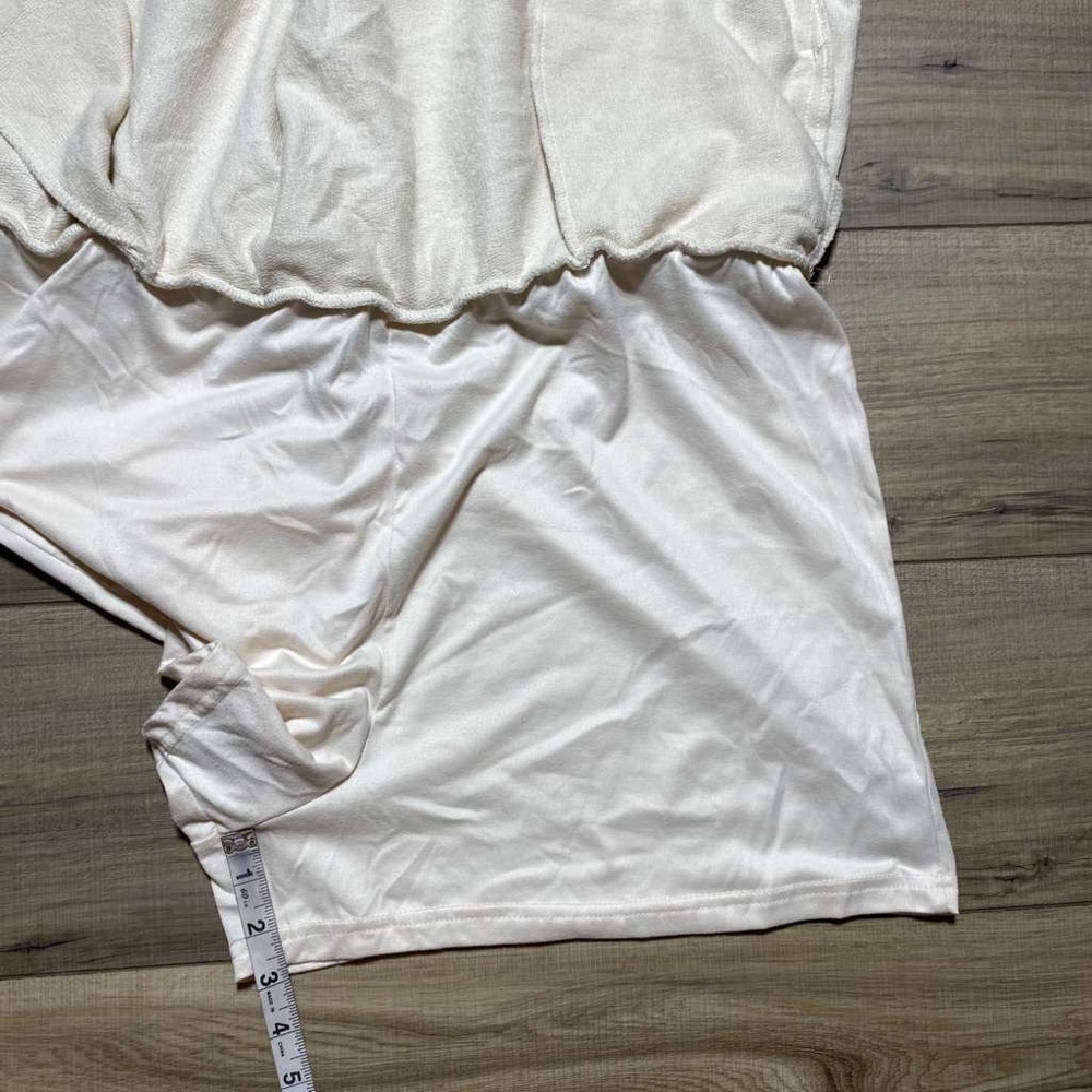 Disney Womens Magic in the Air Castle Graphic Skort Size XL Cream - Picture 10 of 15
